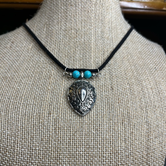 Turquoise and Leather Necklace - Picture 2 of 6